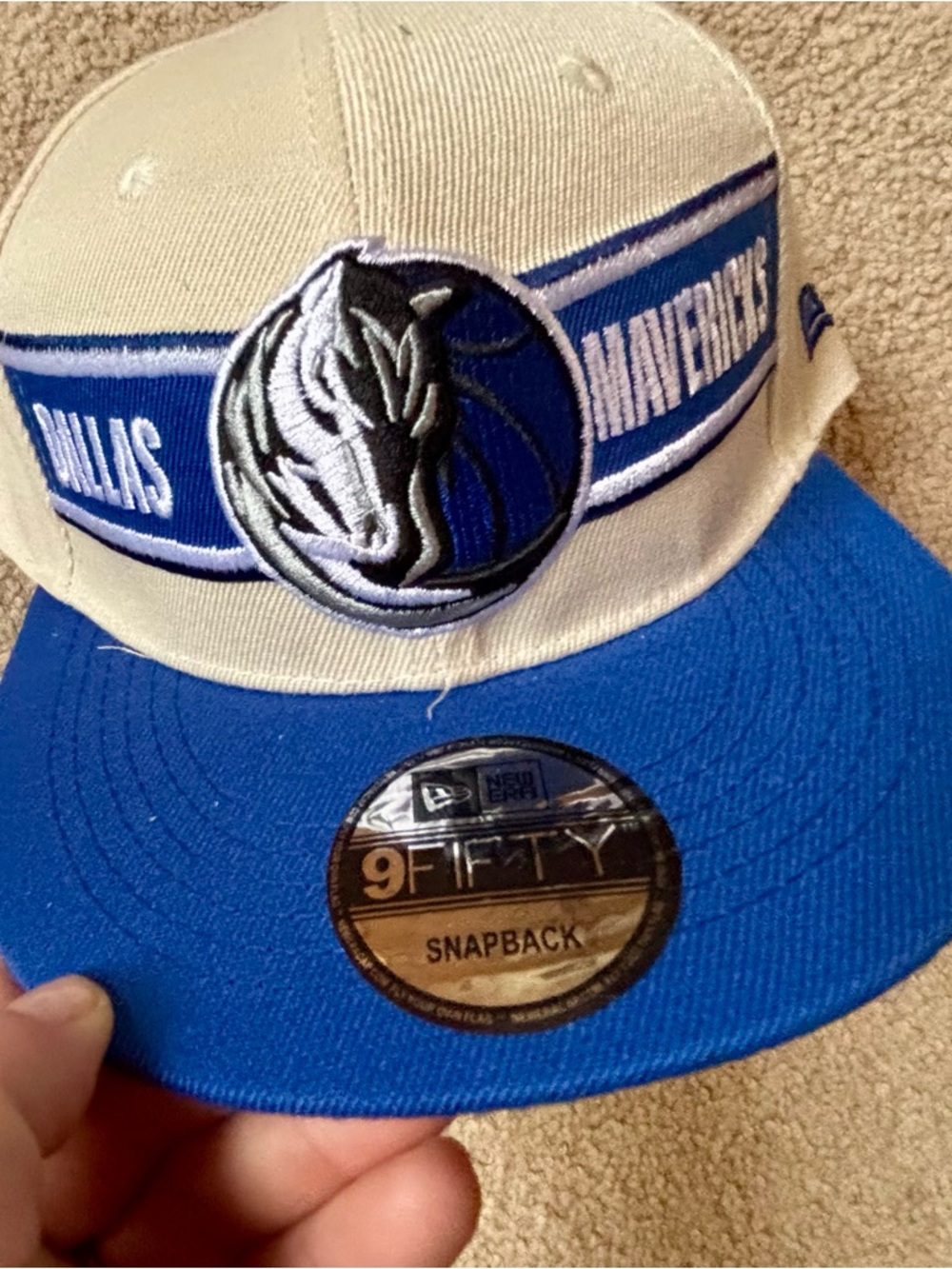 New Era Dallas Mavericks 9FIFTY Snapback - Blue & Cream Accents